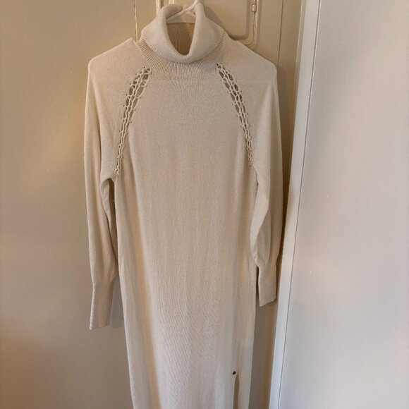 Malorri Stitch Insert Long Sleeve Midi Sweater Dress - Picture 2 of 11